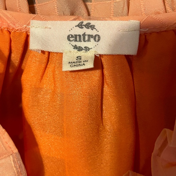 🛑 SOLD~Coral Top - Picture 3 of 6